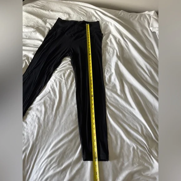 OFFLINE by Aerie Real Me Xtra Crossover Leggings - XL - Black - Pocket 7/8 - Picture 5 of 12